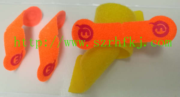 瑞鴻富科技給您介紹一款最新特殊印字百變背靠背魔術(shù)貼粘扣帶百變應(yīng)用