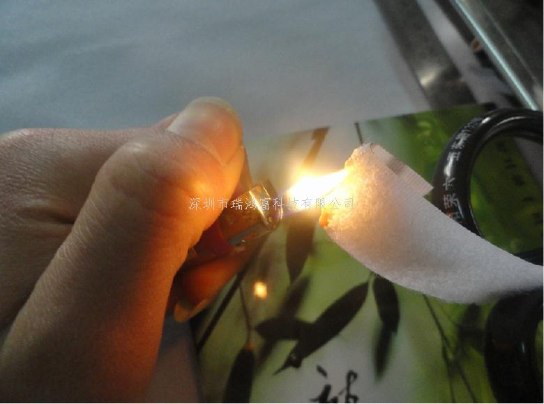 深圳市瑞鴻富科技有限公司是集于生產(chǎn)研發(fā)尼龍粘扣帶魔術(shù)貼、射出勾魔術(shù)貼、蘑菇頭魔術(shù)貼、細(xì)軟勾魔術(shù)貼、勾毛同體魔術(shù)貼、不抓毛魔術(shù)貼、發(fā)卷帶魔術(shù)貼、高周波電壓魔術(shù)貼、阻燃型防火魔術(shù)貼、背靠背粘扣魔術(shù)貼捆綁扎帶、背膠沖型魔術(shù)貼、松緊彈力魔術(shù)貼、、3M魔術(shù)貼、魔術(shù)布/OK布、注塑袖口魔術(shù)貼、3D VR眼鏡頭帶、運(yùn)動(dòng)器材魔術(shù)貼、醫(yī)用魔術(shù)貼、數(shù)據(jù)線收納皮扣、研磨片魔術(shù)貼、特殊魔術(shù)貼等產(chǎn)品為粘扣捆綁扎帶提供好的解決方案定制加工的大型廠家之一